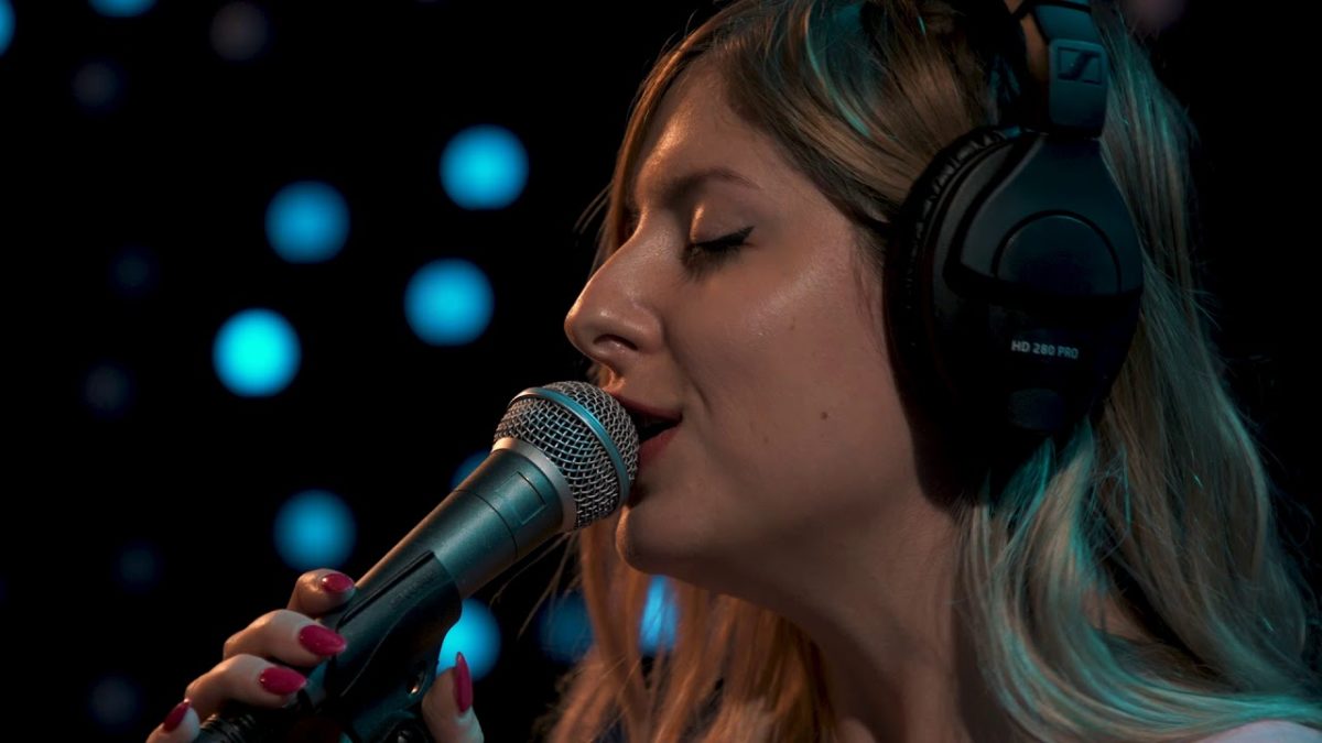 Molly Burch - Your Party (Live on KEXP)