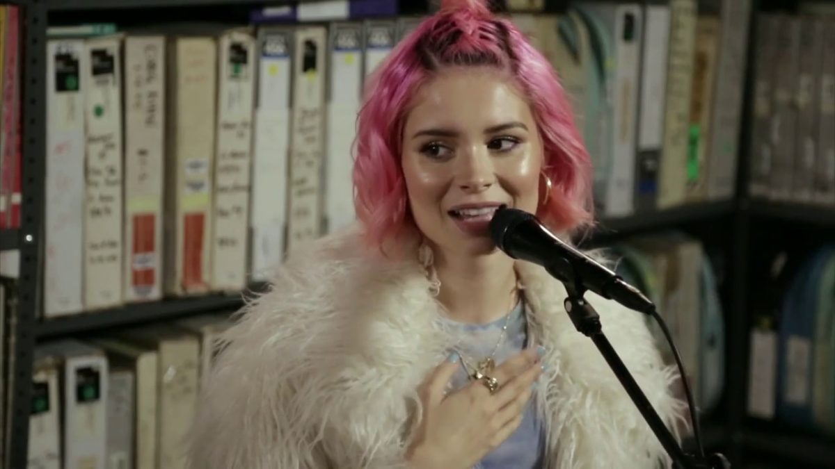 Nina Nesbitt at Paste Studio NYC live from The Manhattan Center