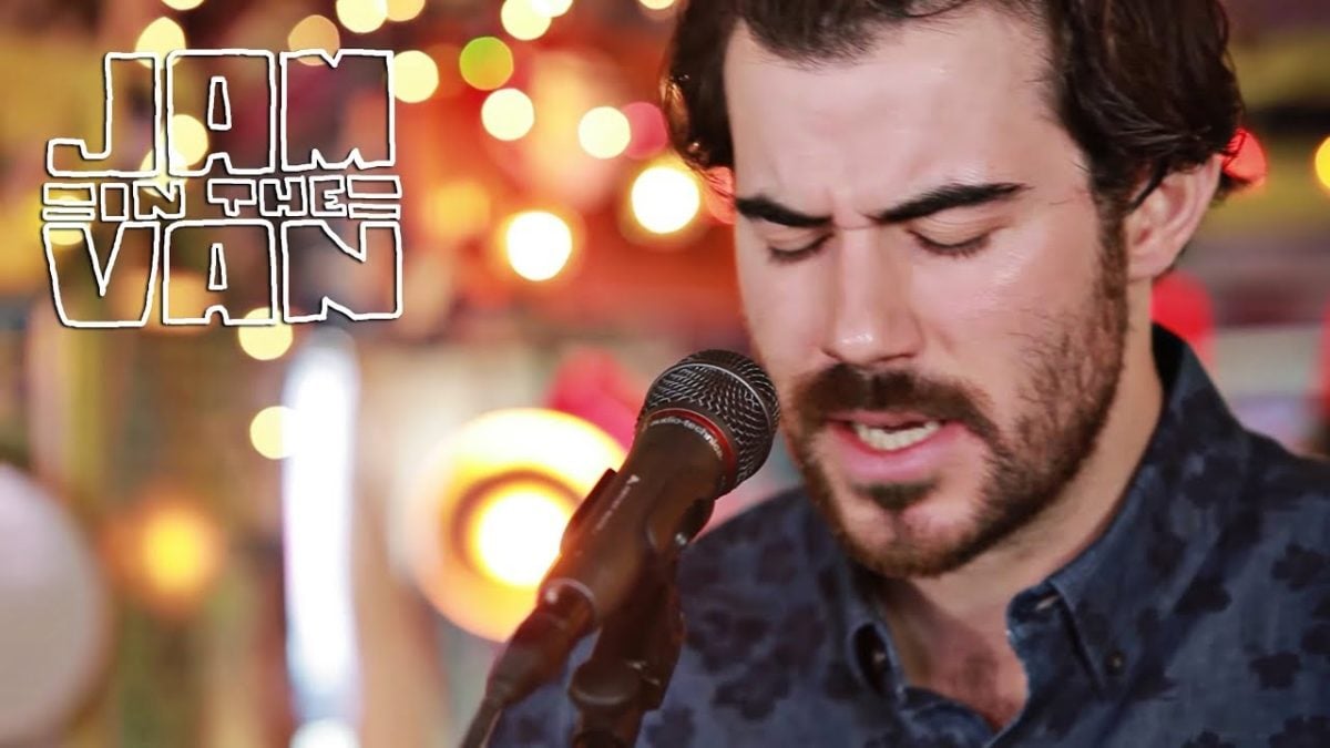 JOEL TAYLOR - "Give Myself Away" (Live at JITV HQ in Los Angeles, CA 2018) #JAMINTHEVAN