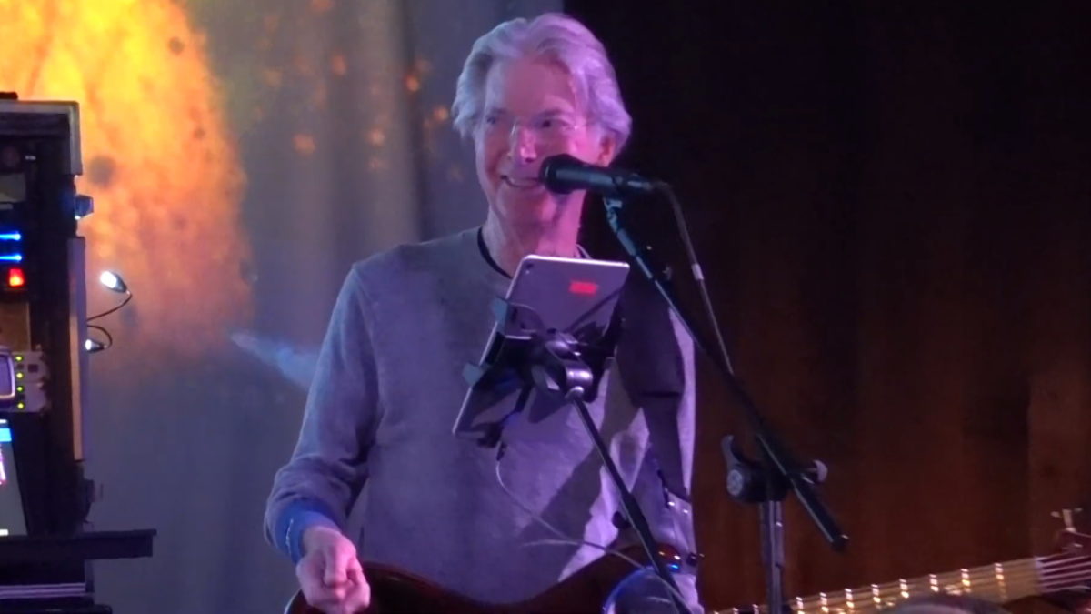 Phil Lesh Returns To Terrapin Crossroads Grate Room
