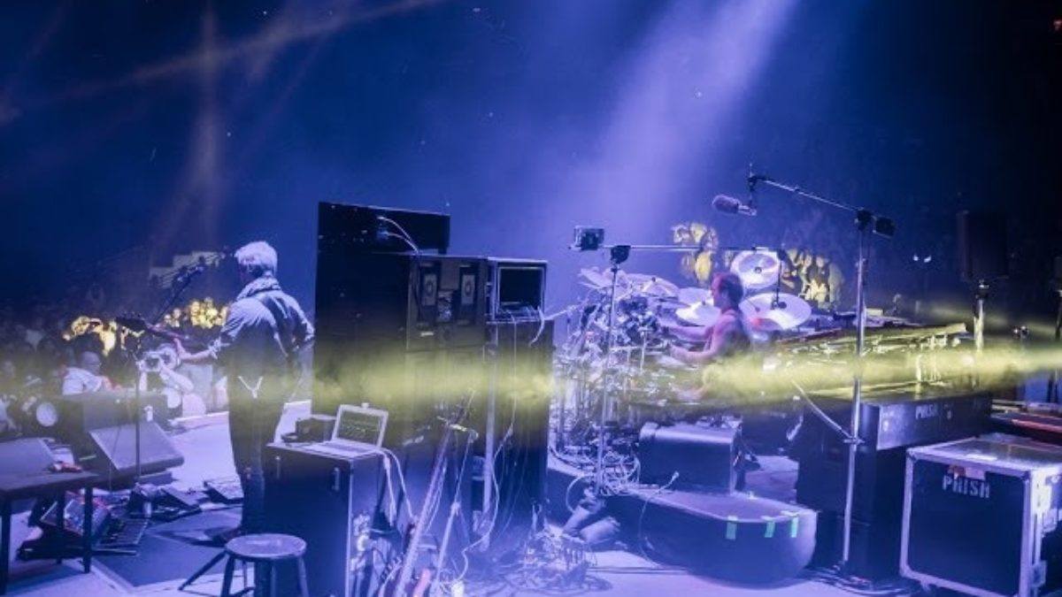 Phish - 10/27/13 "Tweezer"