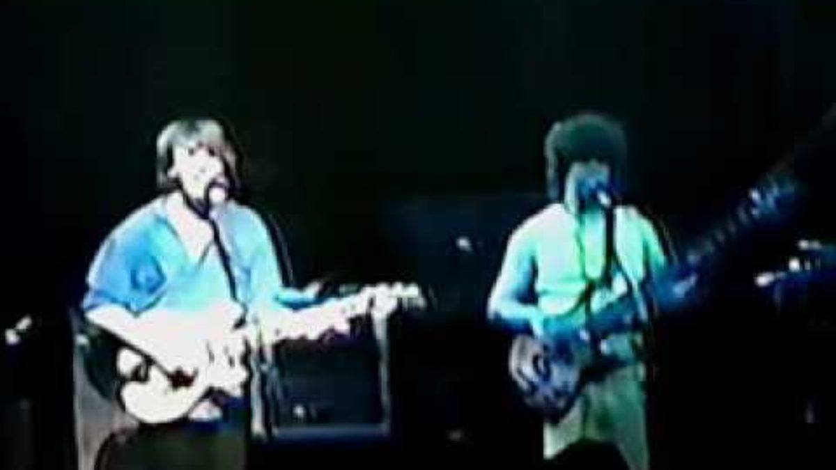 Phish (4/5/91) 12. The Lizards