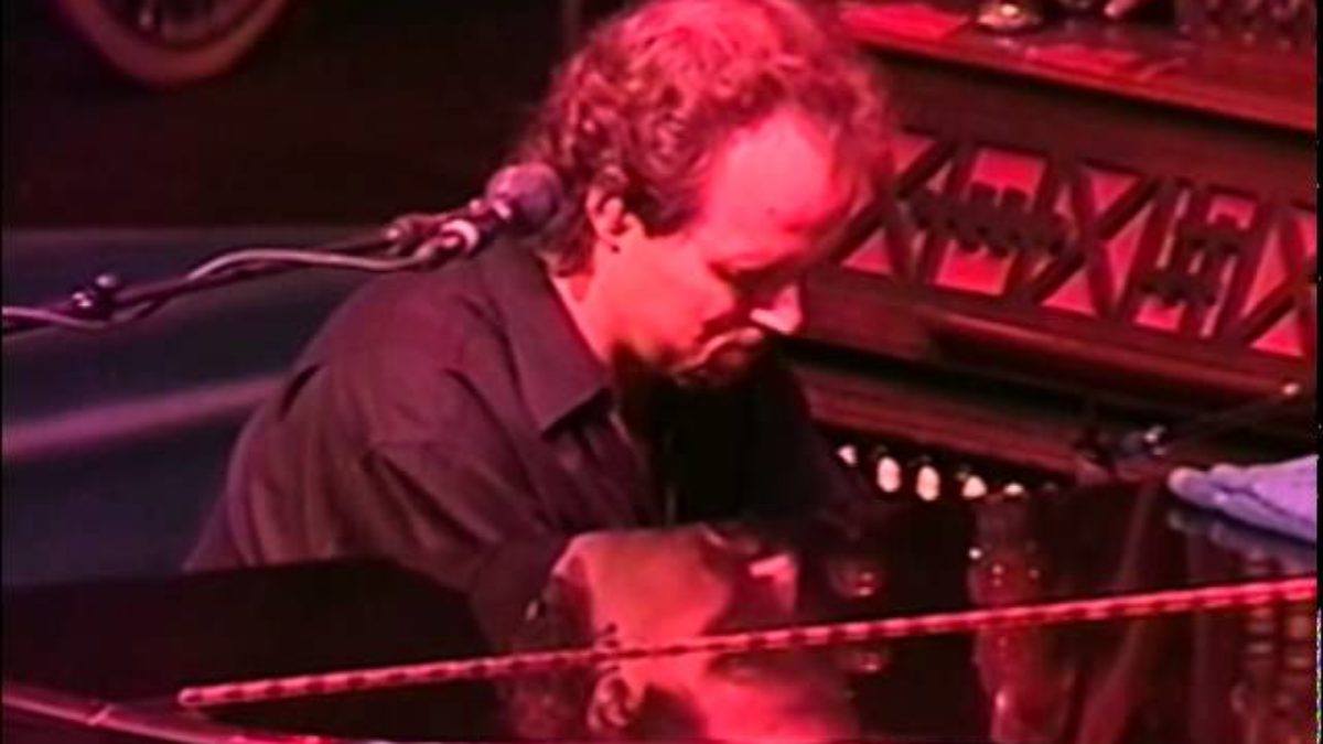 Phish - Guyute - 10/18/1998 - Shoreline Amphitheatre (Official)