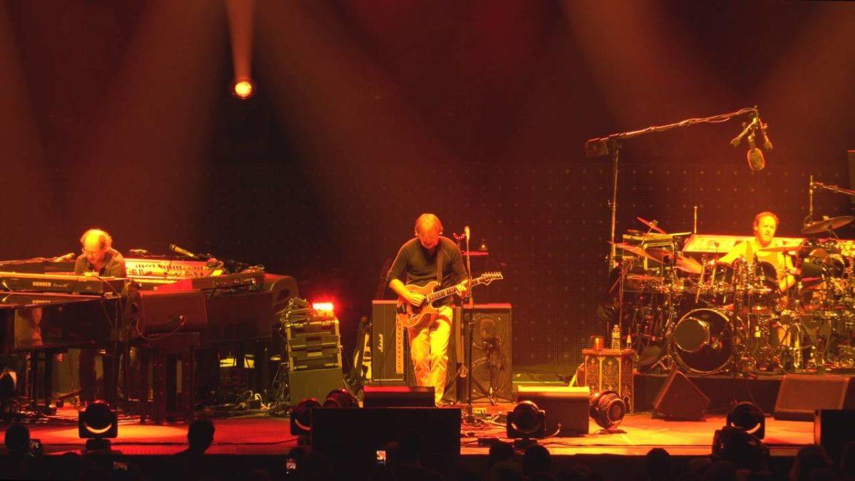 Phish - Maze - 10/15/16 - Charleston, SC