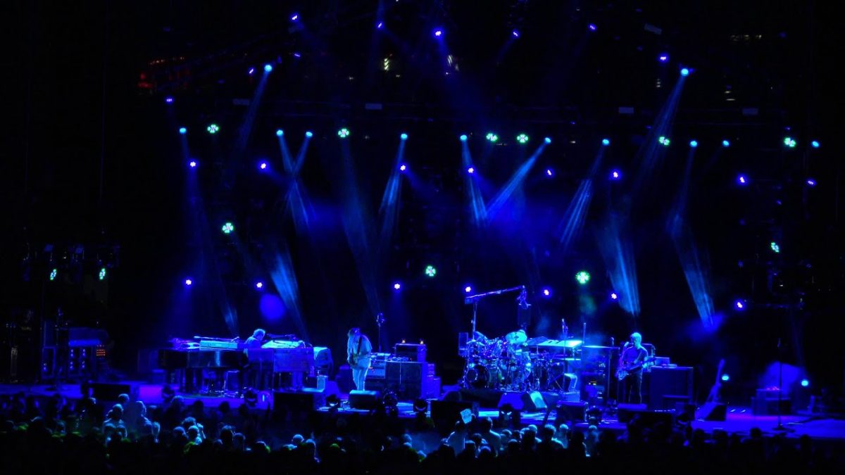 Phish - Slave To The Traffic Light - 8/4/15 - Nashville, TN