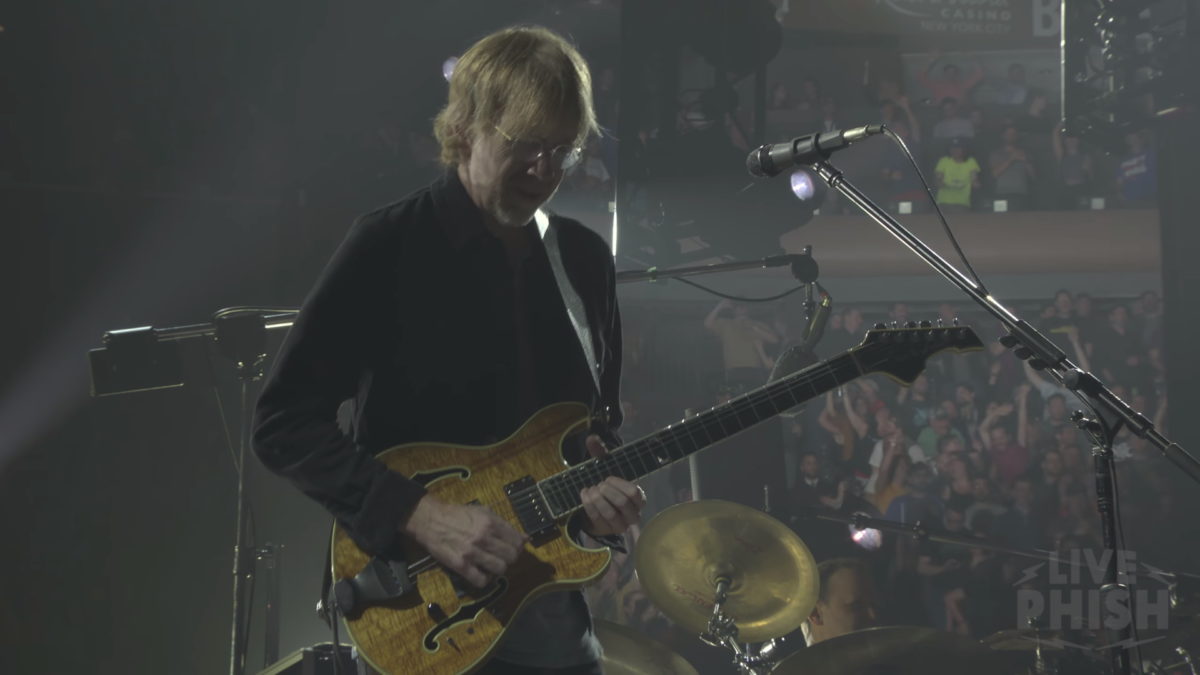 Phish Shares 35-Minute ‘Tweezer’ From Madison Square Garden