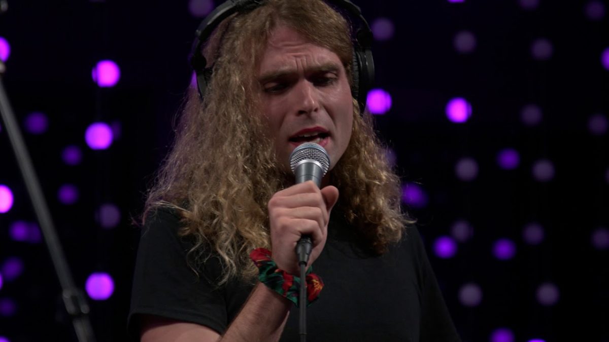 Pleasures - Softly Wait (Live on KEXP)