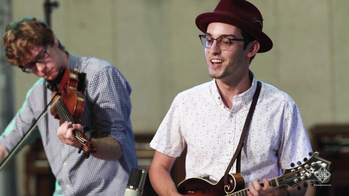 Pretty Saro - "Carolina In The Pines"  (TELEFUNKEN Live From The Lab)