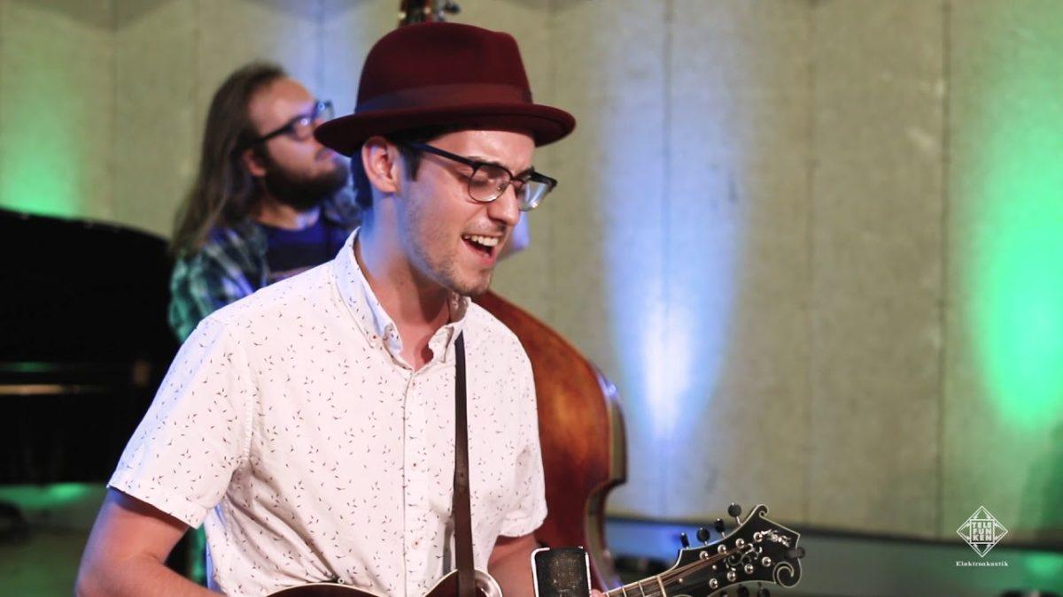 Pretty Saro - "Hindsight" (TELEFUNKEN Live From The Lab)
