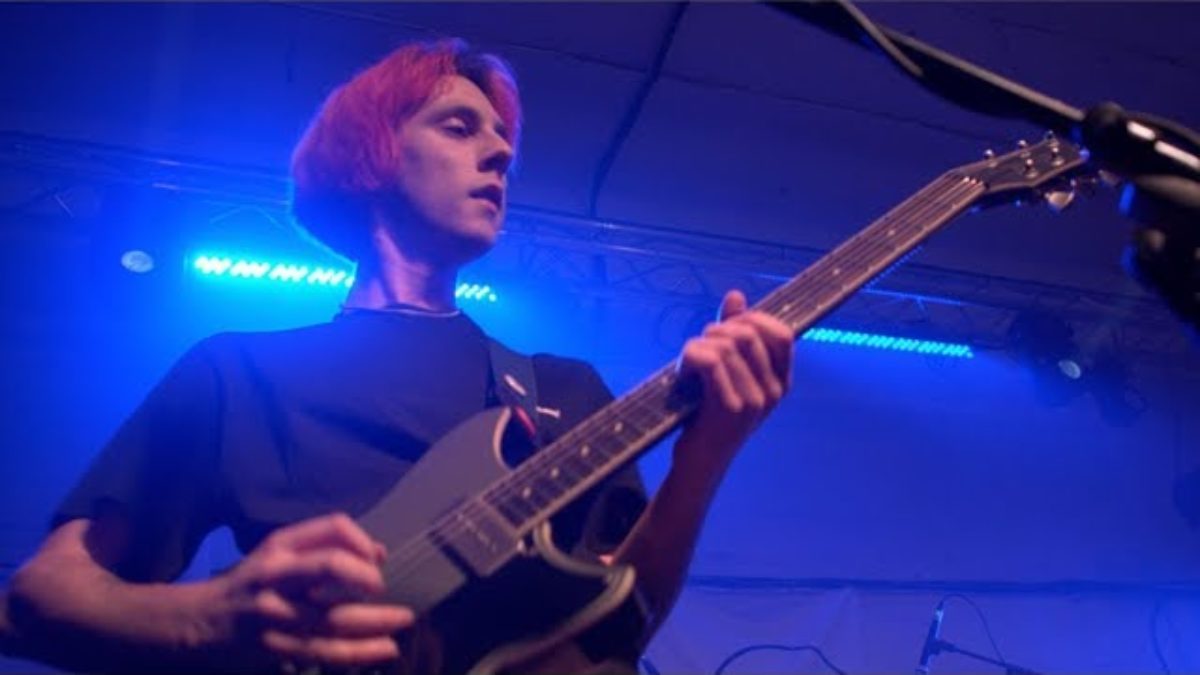 Queen Zee - Loner (Live on KEXP)