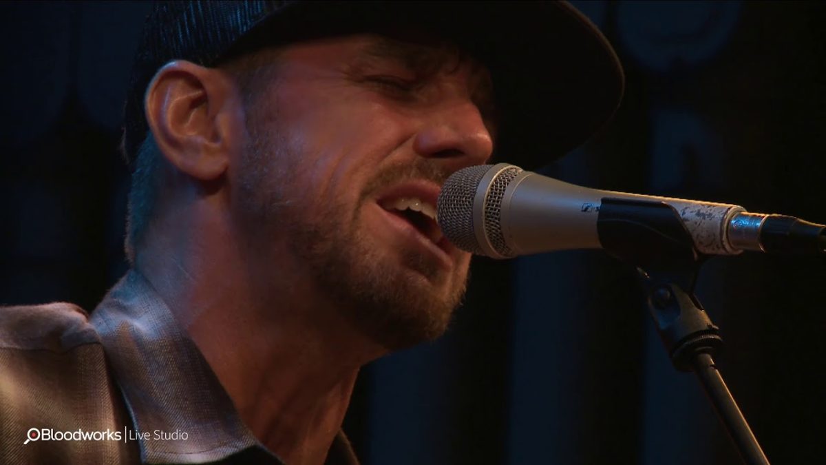Redwood Son - Heaven Don't Want You Yet (98.7 THE BULL)