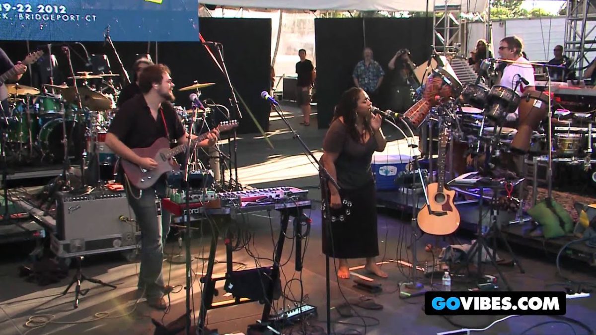 Mickey Hart Band Performs Cream's "White Room" at Gathering of the Vibes Music Festival 2012