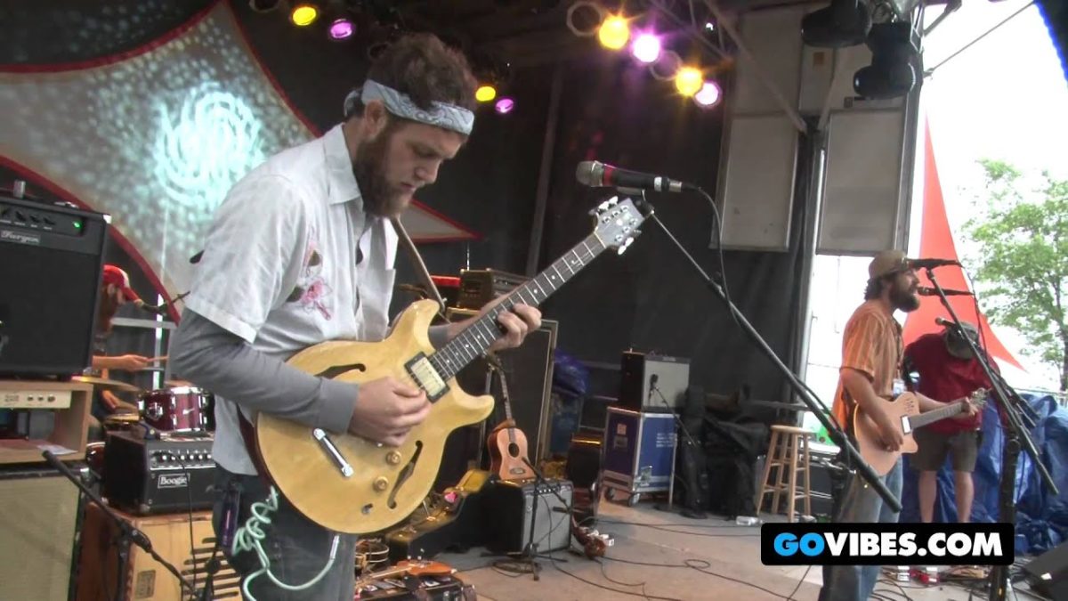 Dangermuffin Performs Pink Floyd's "Speak To Me" and "Breathe" at Gathering of the Vibes 2012