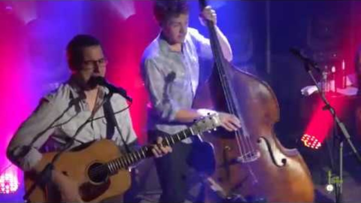 The Infamous Stringdusters - Don't Think Twice, It's Alright - Majestic Madison 11/11/17