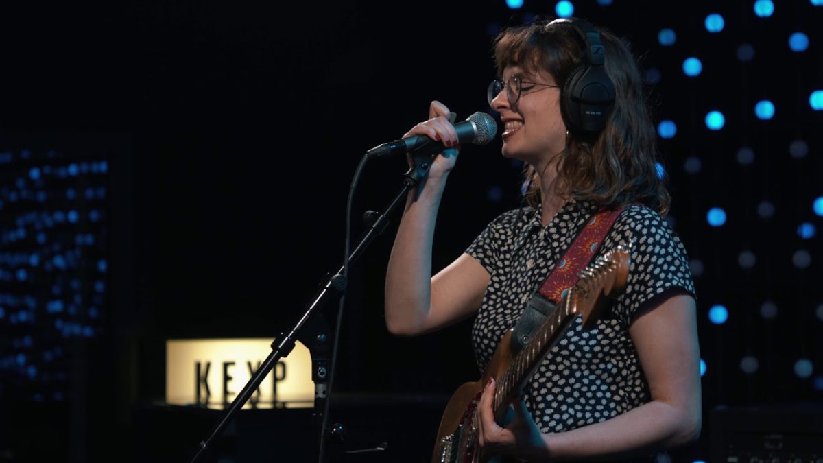 Stef Chura - 3D Girl (Live on KEXP)