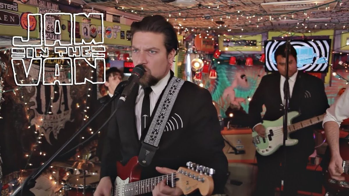 THE FLUSTERS - "Elevator Dance" (Live at JITVHQ in Los Angeles, CA 2018) #JAMINTHEVAN