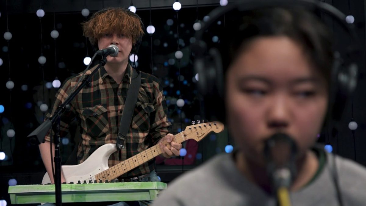 Superorganism - Something For Your M.I.N.D. (Live on KEXP)