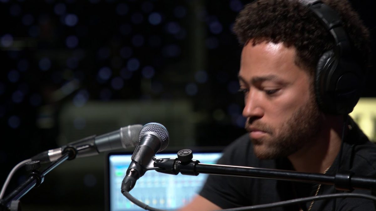 Taylor McFerrin - Improvisations 3 & 4 (Live on KEXP)