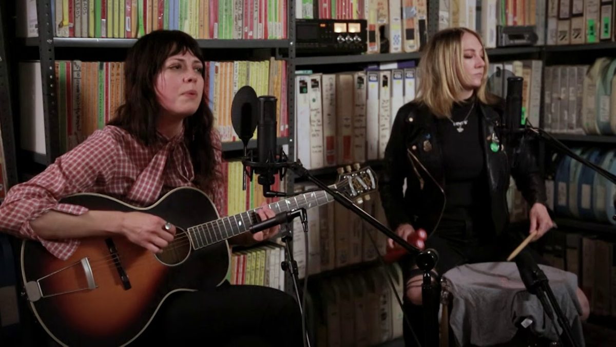The Coathangers - Bimbo - 4/17/2019 - Paste Studios - New York, NY