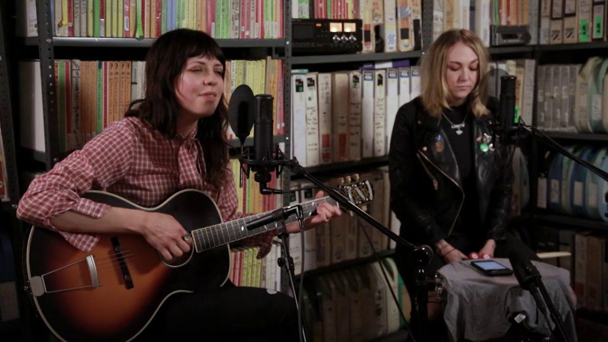 The Coathangers - Lithium - 4/17/2019 - Paste Studios - New York, NY