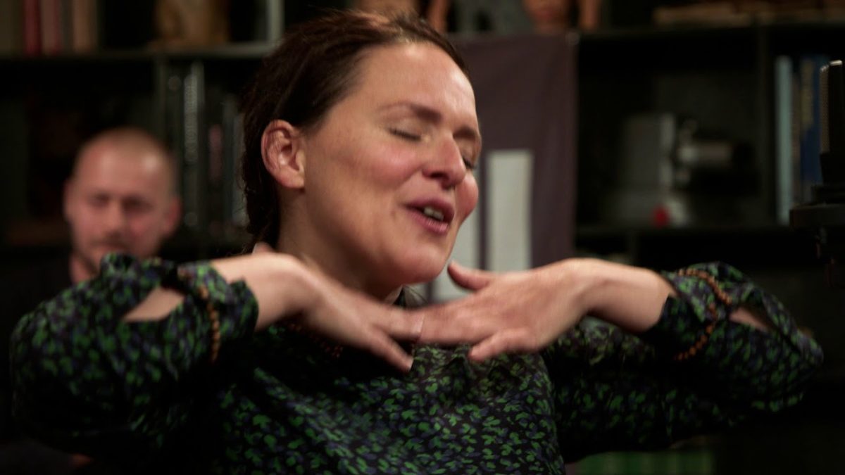 The Colorist Orchestra & Emiliana Torrini - Jungle Drum (Live on KEXP)
