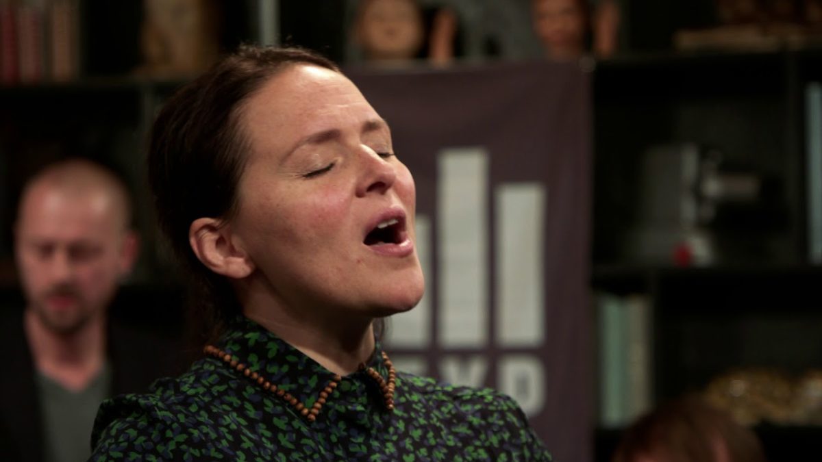 The Colorist Orchestra & Emiliana Torrini - Caterpillar (Live on KEXP)