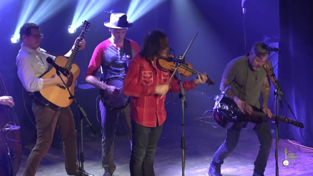 The Infamous Stringdusters - Echoes of Goodbye - Majestic Madison 11/11/17