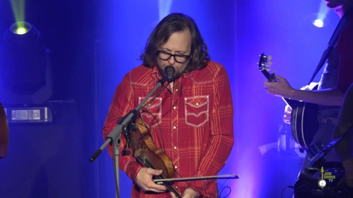 The Infamous Stringdusters - Once You're Gone - Majestic Madison 11/11/17