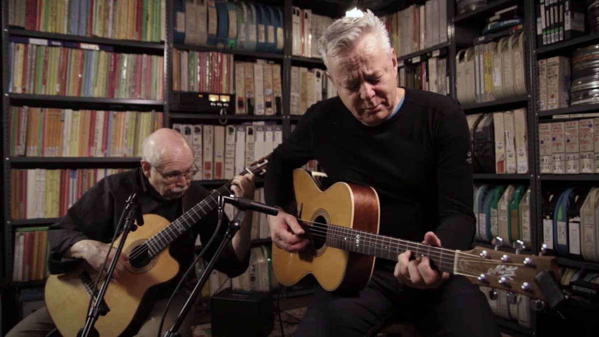 Tommy Emmanuel & John Knowles - Lullaybe (Goodnight, My Angel) - 1/15/2019