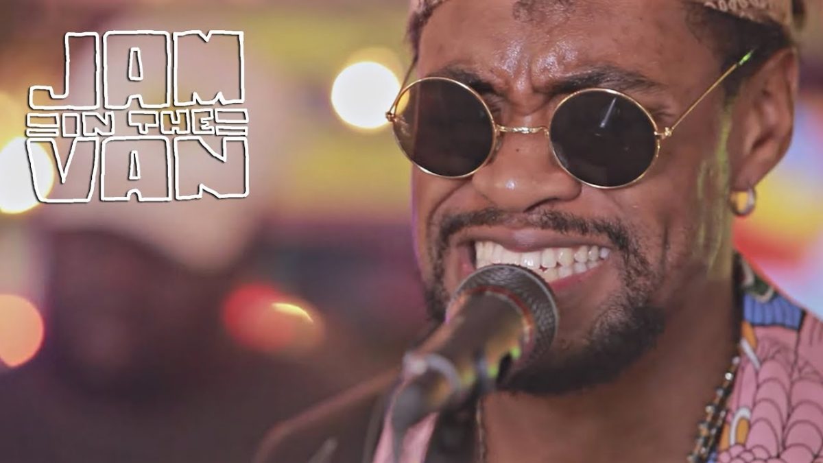 TREVOR JAMES - "Maxine" (Live at JITV HQ in Los Angeles, CA 2018) #JAMINTHEVAN