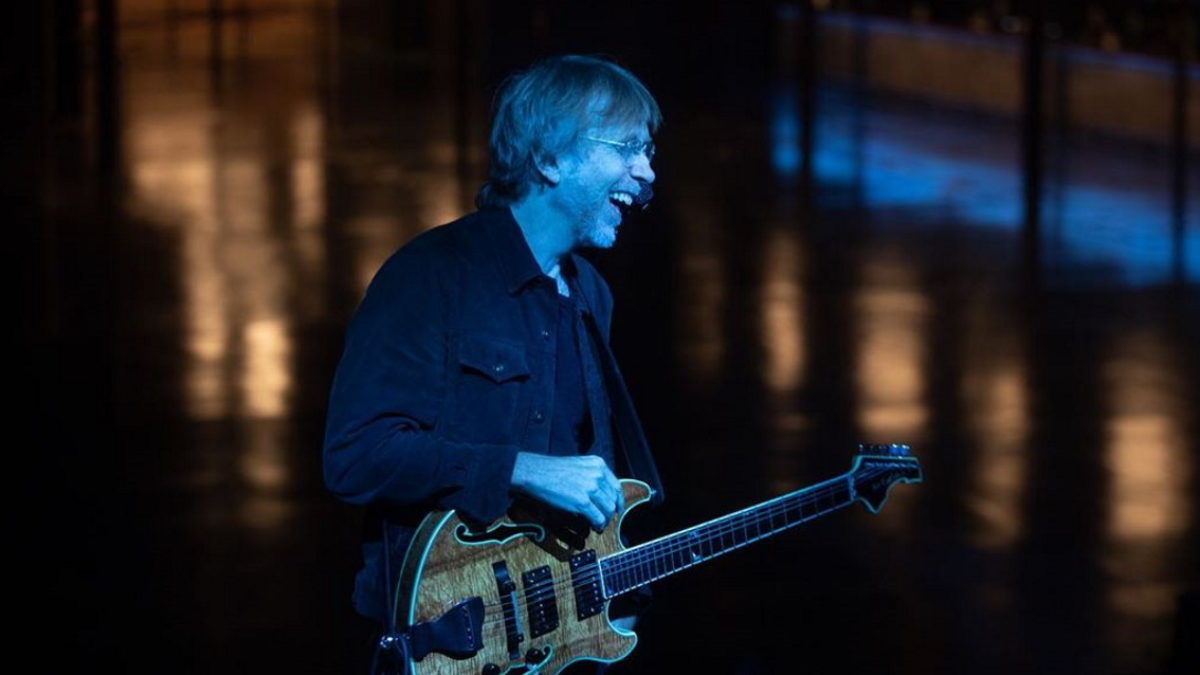 Trey Anastasio Band Performs ‘Ruby Waves’ For 1st Time Since 2008