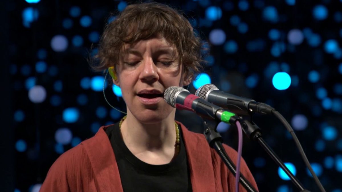 tUnE yArDs - Heart Attack (Live on KEXP)