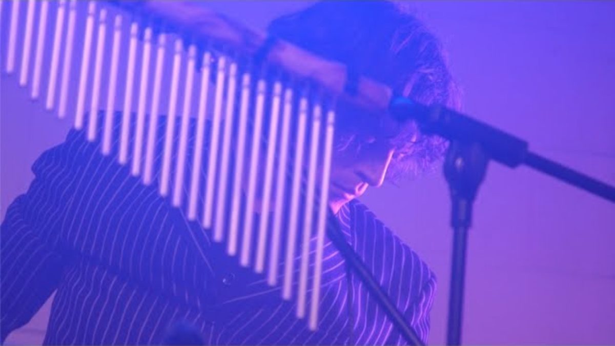 Vanishing Twin - You Are Not An Island (Live on KEXP)
