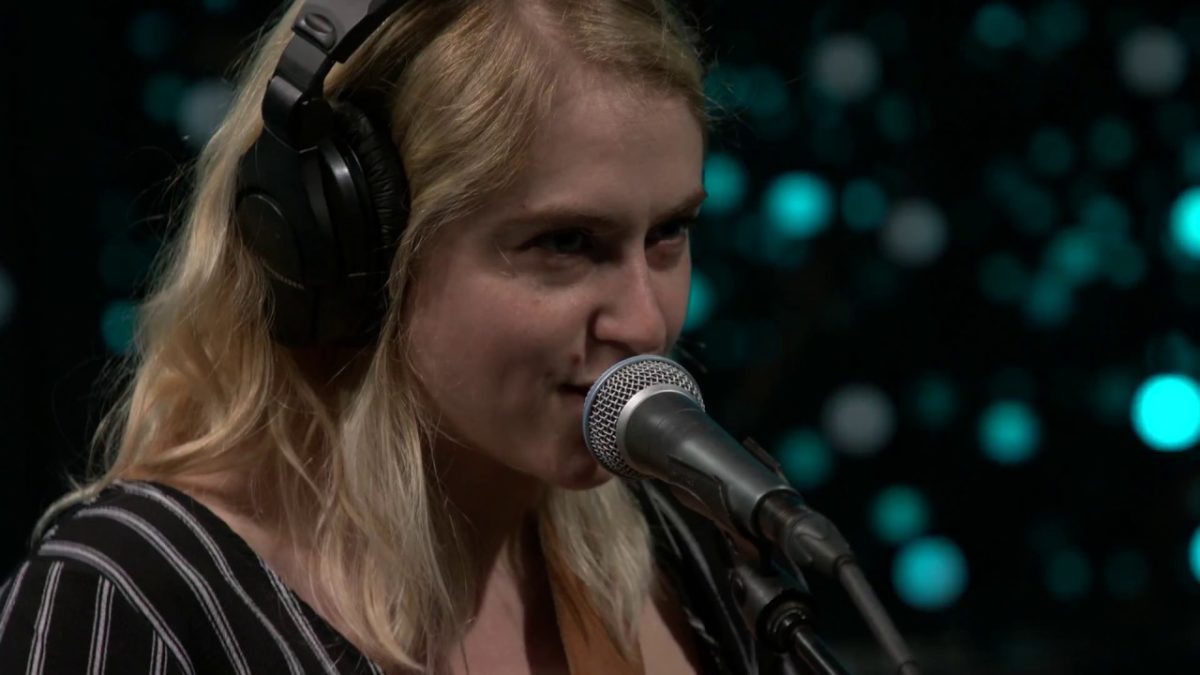 Whitney Ballen - Black Cloud (Live on KEXP)