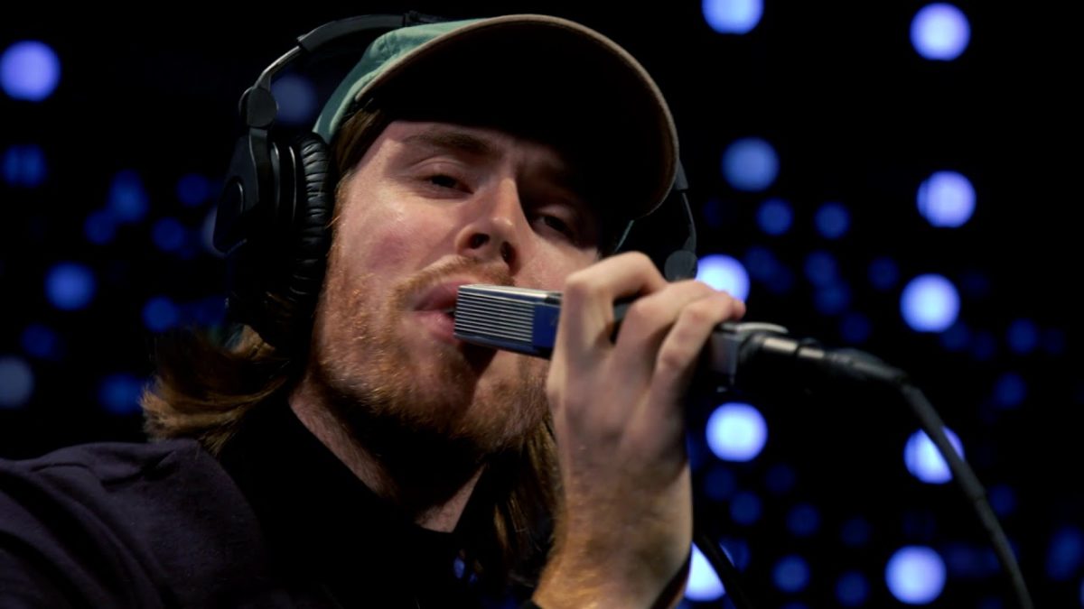 Wild Nothing - Letting Go (Live on KEXP)