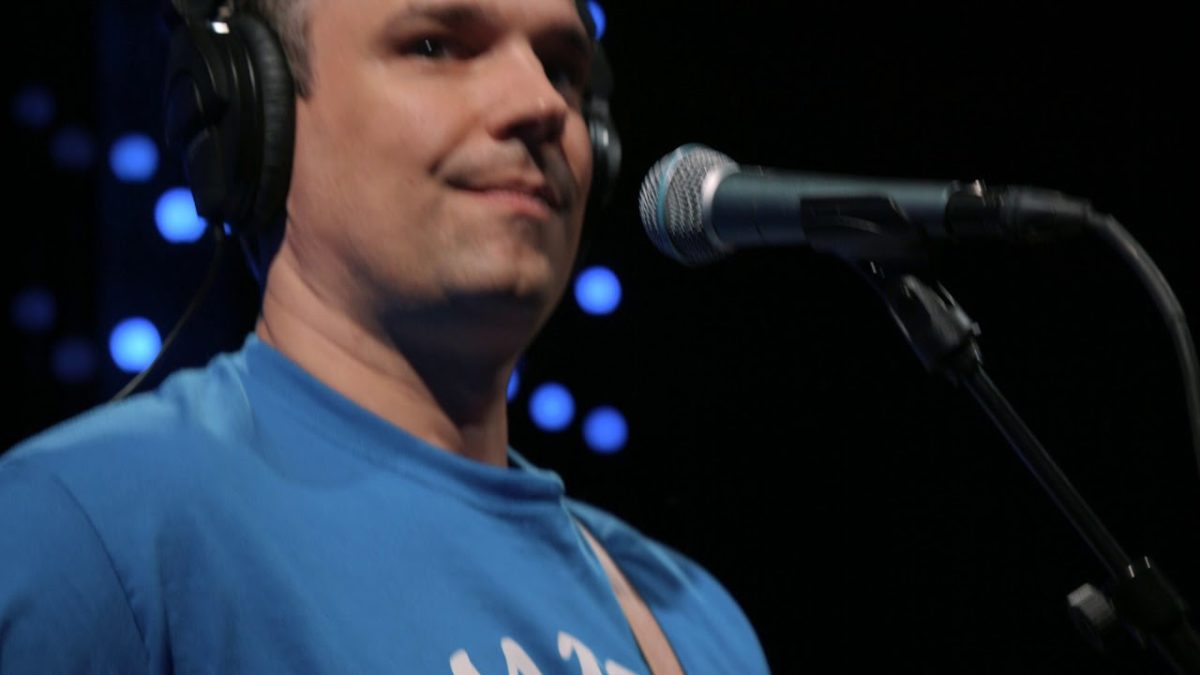 Wimps - Mope Around (Live on KEXP)