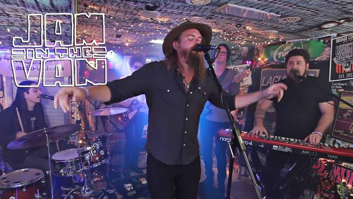 ROBERT JON & THE WRECK - "Old Friend" (Live at A Ship in the Woods Festival 2018) #JAMINTHEVAN