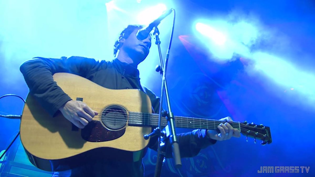 Yonder Mountain String Band - Dogs - Northwest String Summit