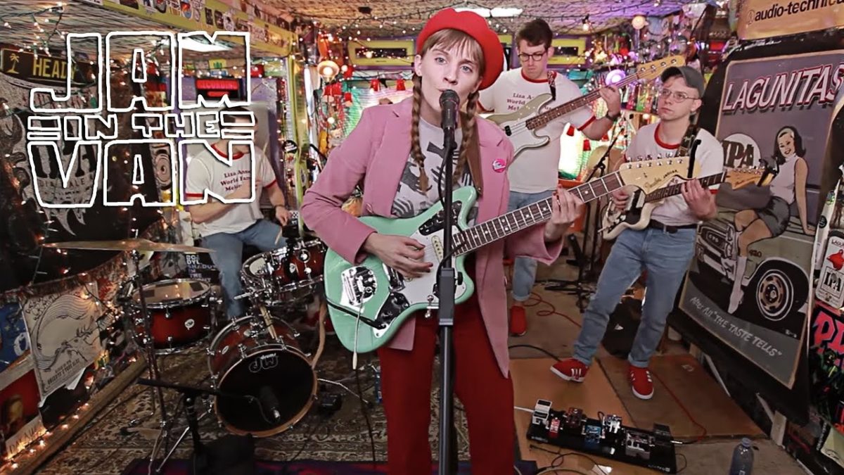LIZA ANNE - "Small Talks" (Live at JITV HQ in Los Angeles, CA 2018) #JAMINTHEVAN