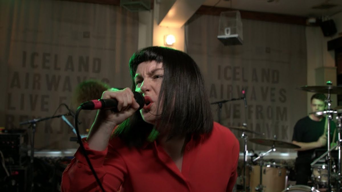 Æ MAK - Too Sad To Sing (Live on KEXP)