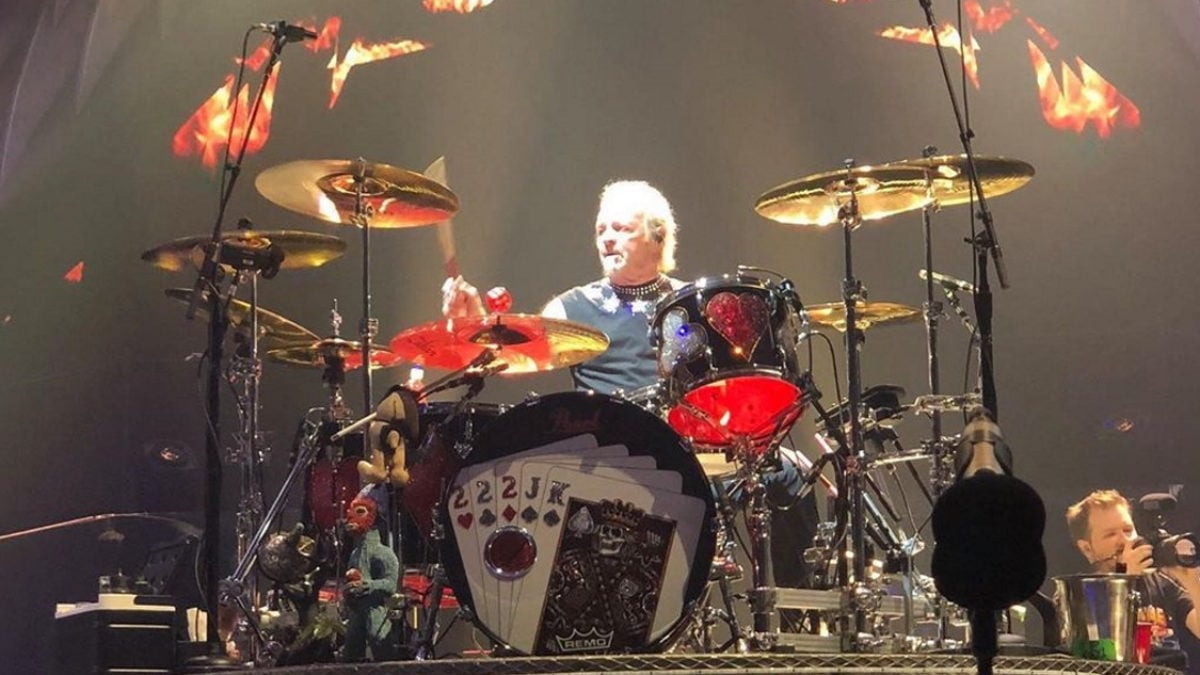 Joey Kramer Rejoins Aerosmith In Las Vegas