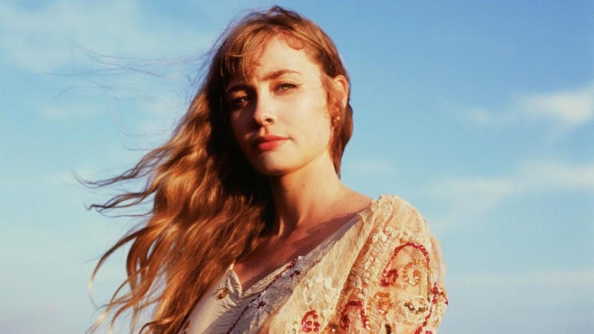 Alexandra Savior at Paste Studio NYC live from The Manhattan Center