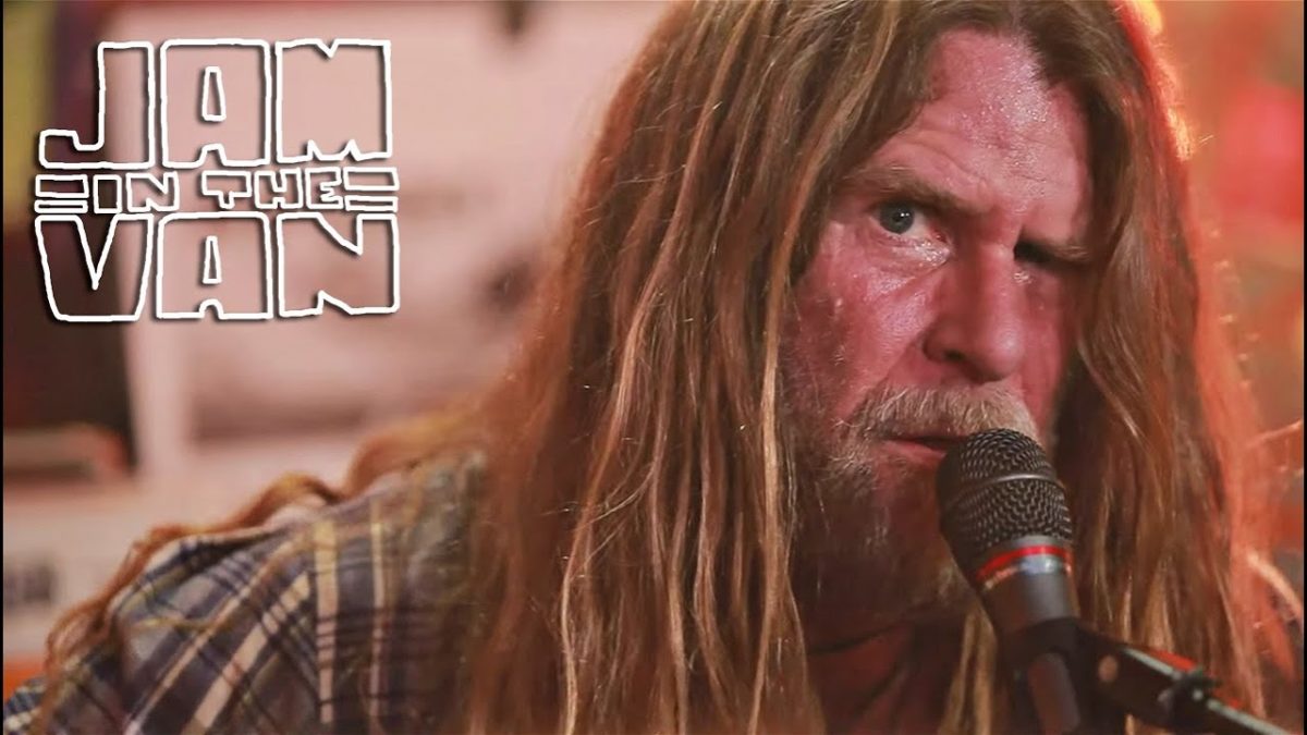 GRAYSON CAPPS - "Can't Turn Around" (Live at AMERICANAFEST in Nashville, TN 2019) #JAMINTHEVAN