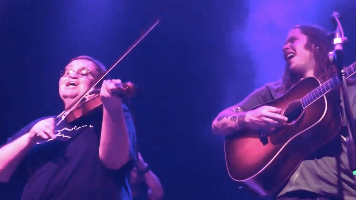 Michael Cleveland Joins Billy Strings For Entire Louisville Show