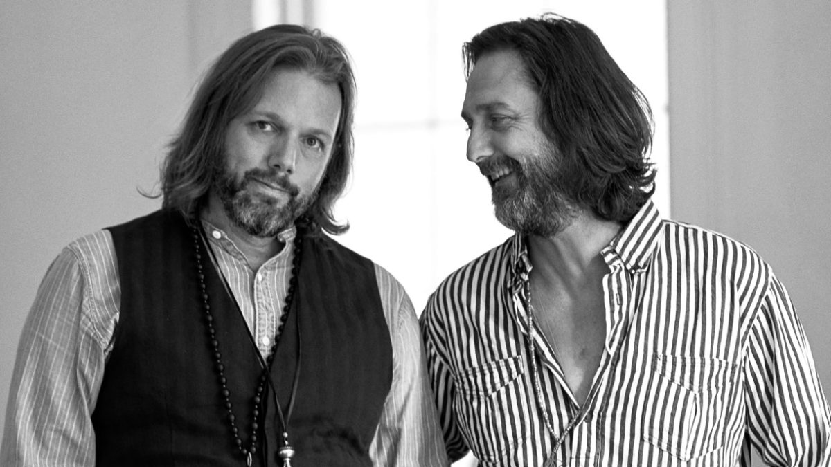 The Black Crowes’ Chris & Rich Robinson Announce Brothers Of A Feather Tour 2020