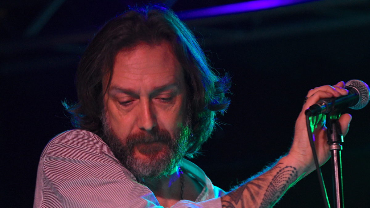 The Black Crowes' Chris Robinson Asks Philadelphia Audience To ‘Shut The Fuck Up’