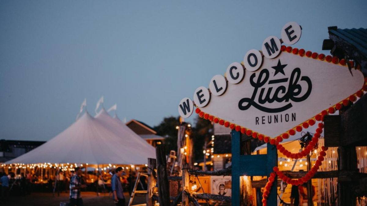 How To Watch Willie Nelson, Tyler Childers, Daniel Donato & Others Perform Live At Luck Reunion 2024