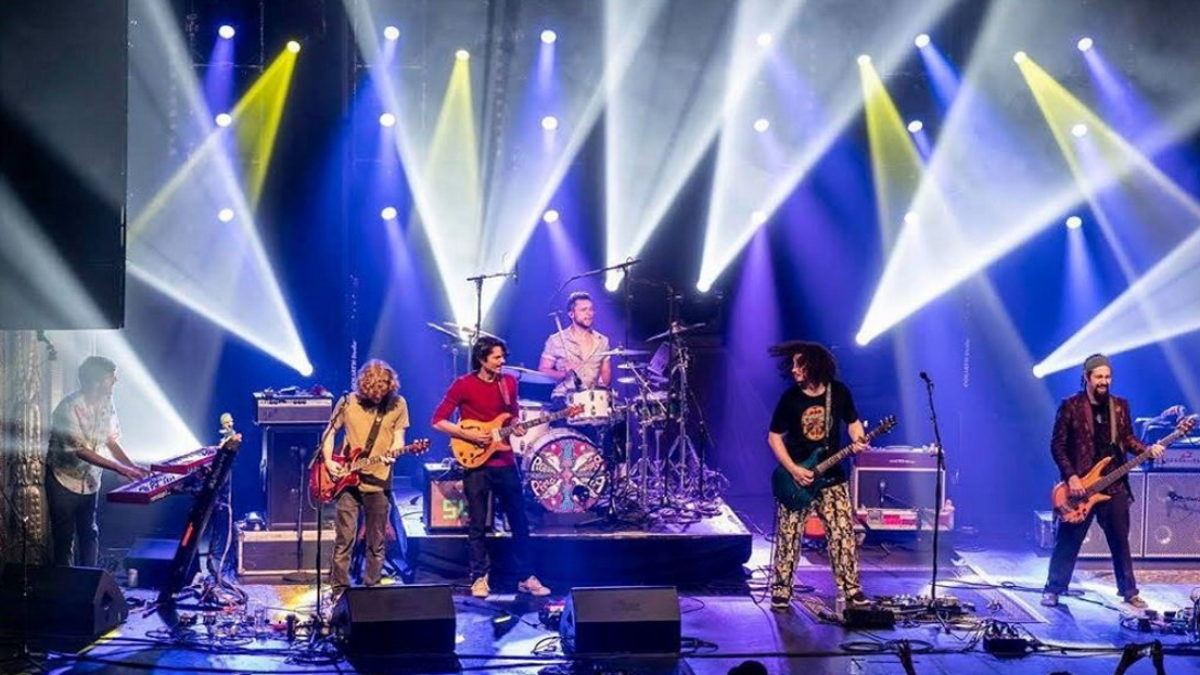 Goose's Rick Mitarotonda Joins Pigeons Playing Ping Pong In Grand Rapids