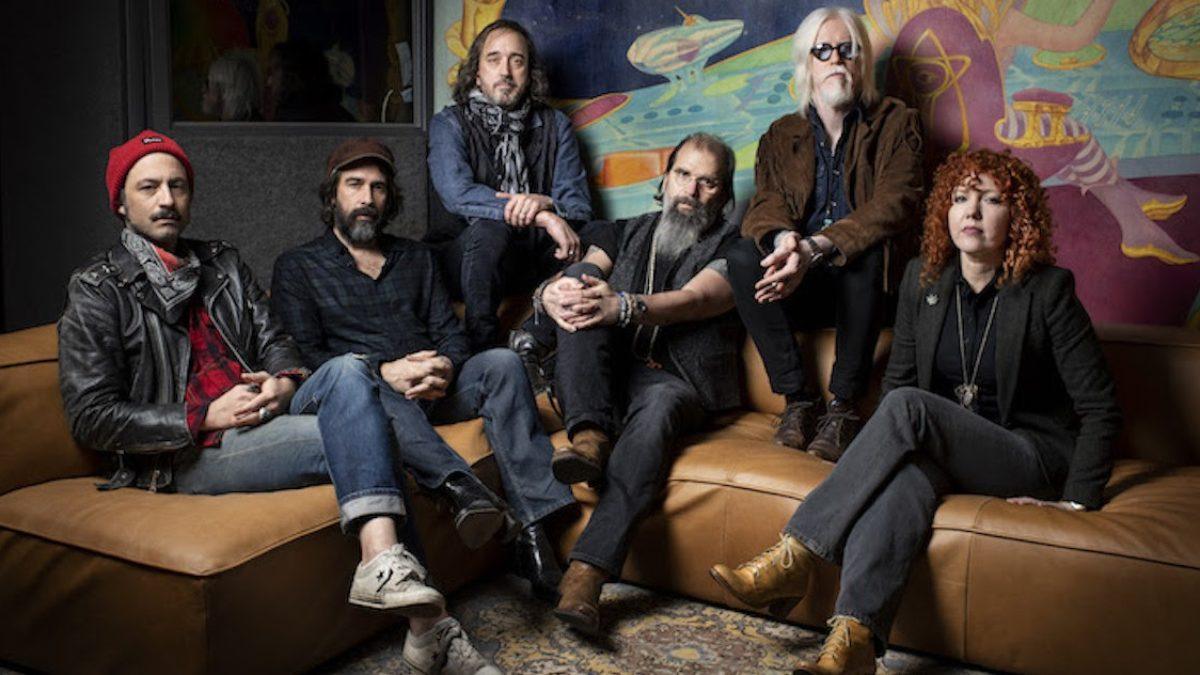 Steve Earle & The Dukes Confirm US Summer Tour 2021