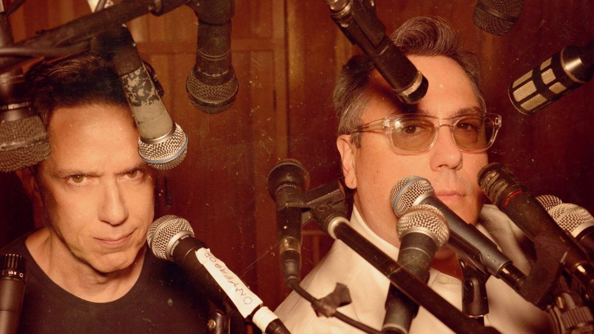 They Might Be Giants Postpone Tour Dates Due To ‘Serious Car Accident’